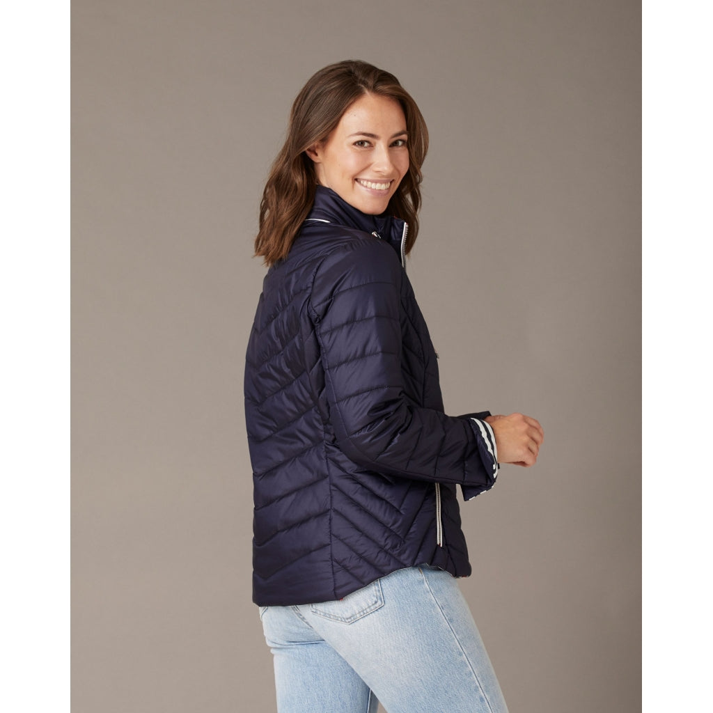 Junge Elizabeth Kv. 66 50-Navy