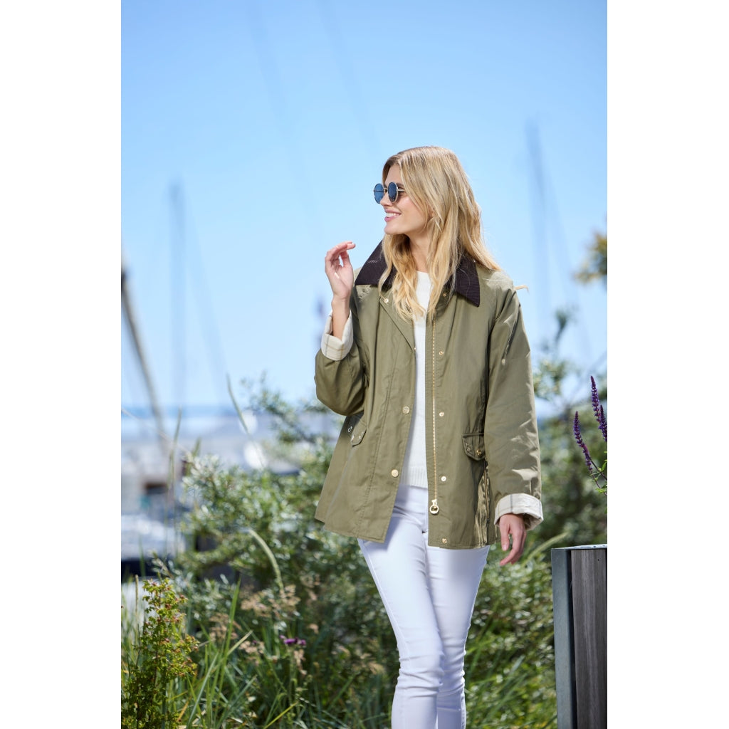 Junge Natasja Kv. 45 45-Olive