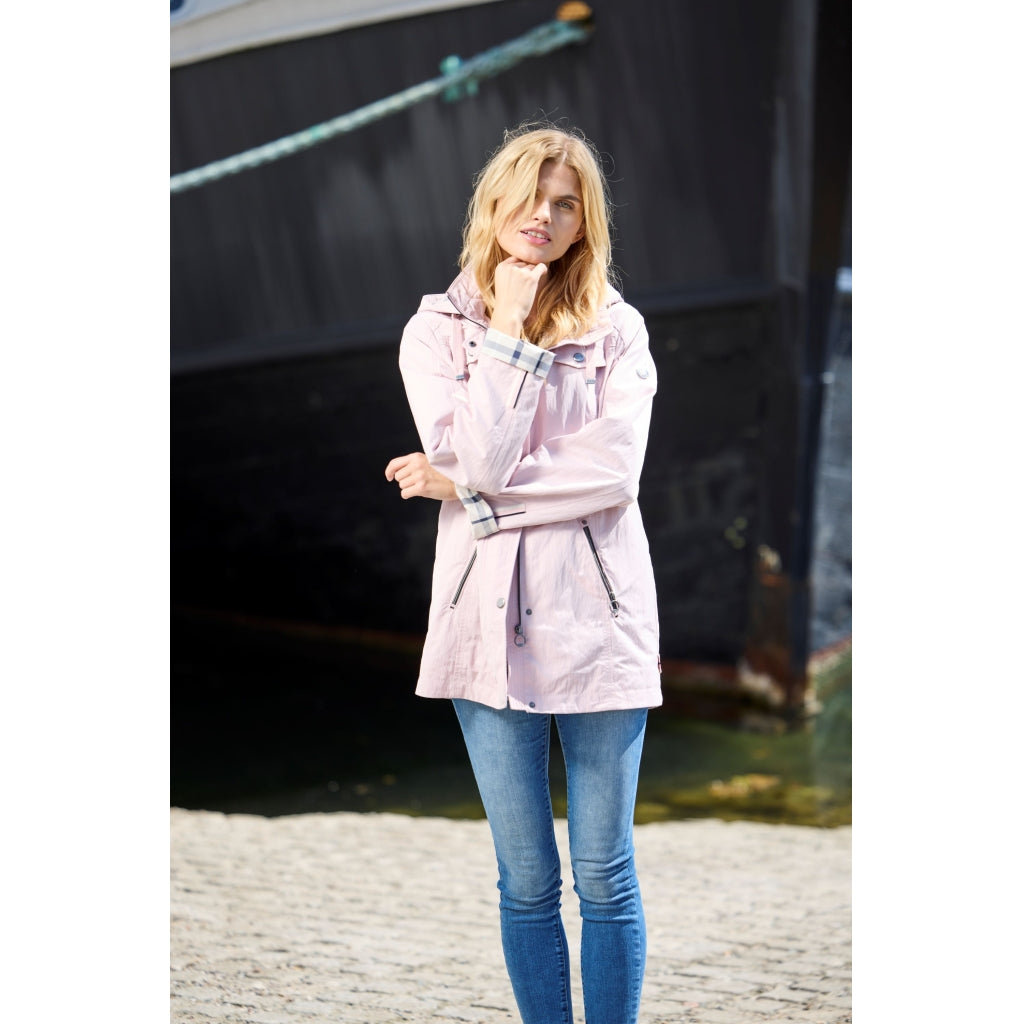 Junge Nellie Kv. 75 33-Rose